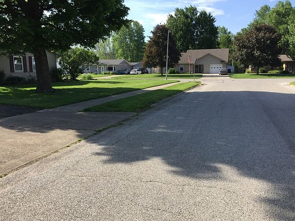4th image of 1607 Gibson Dr