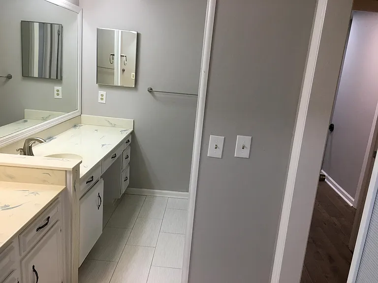 2909 Canterbury Dr — Photo 14