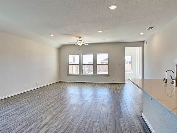 5th image of 2634 Bloomsbury St