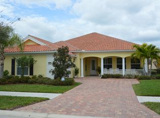 8829 Zurigo Ln, Naples, FL 34114