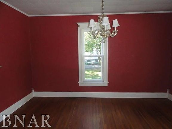5th image of 314 Washington St