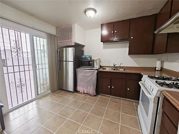 4th image of 12836 12th St APT 27