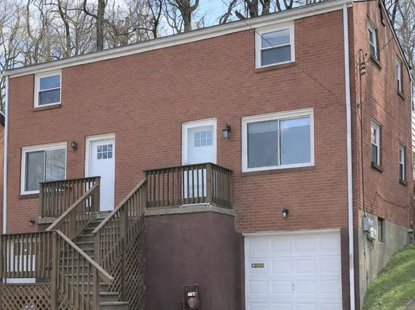 422 Jacobson Dr, Pittsburgh, PA 15227