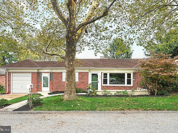 823 Clearmount Rd, York, PA 17403