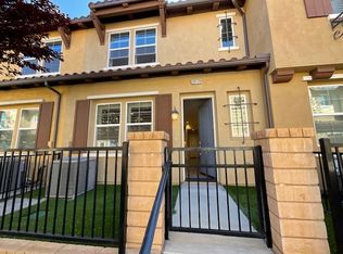 28729 Jardineras Dr, Santa Clarita, CA 91354