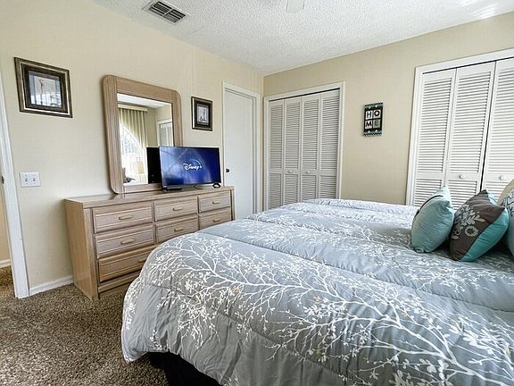 3rd image of 2950 Cottage Grove Ct