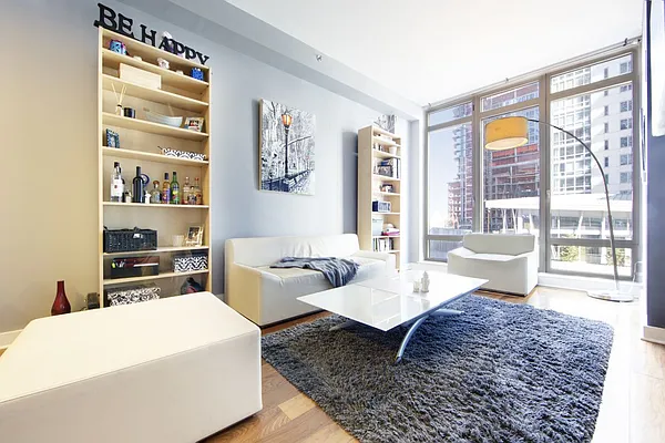 Rented by Compass | media 30