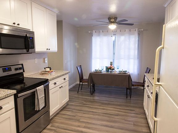 2nd image of 2503 Easton Pl APT 43