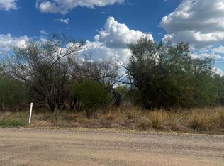 127 Riverside Dr, Zapata, TX 78076