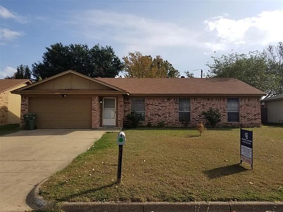 3rd image of 5805 Willow Valley Dr