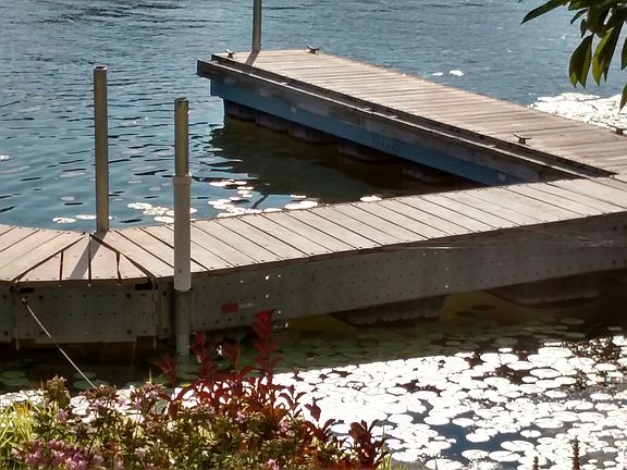 Boat slip for 23 foot boat
