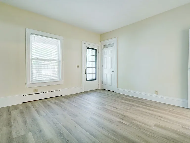 416 Gregory St #DOWN — Photo 8