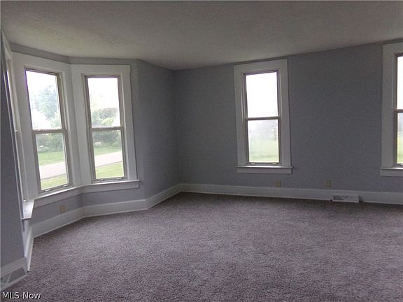 4th image of 5725 Ream St