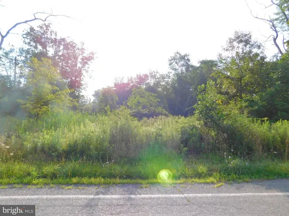 Lincoln Dr, Tamaqua, PA 18252