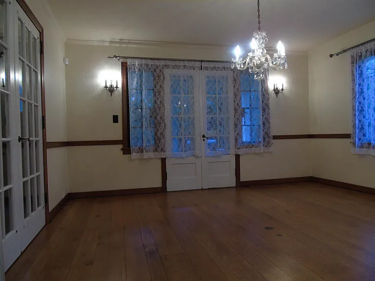 350 Stratton Rd — Photo 23