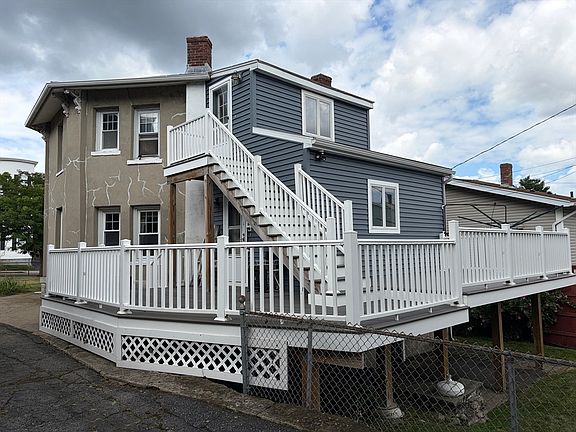 4th image of 312 Plantation St