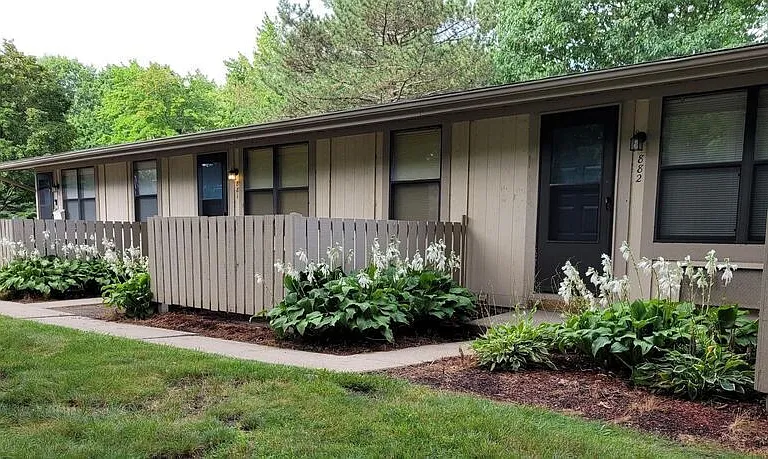 223 Cedargate Ct #223 — Photo 1