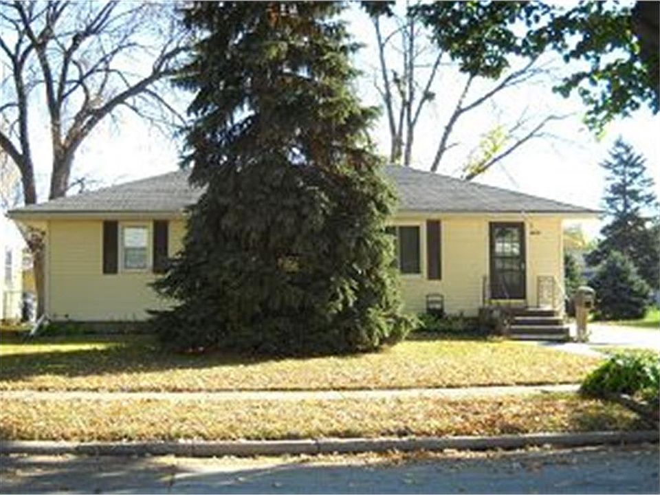 1st image of 4236 Van Buren St