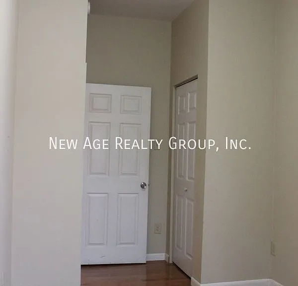 436 N 32nd St #2 — Photo 8