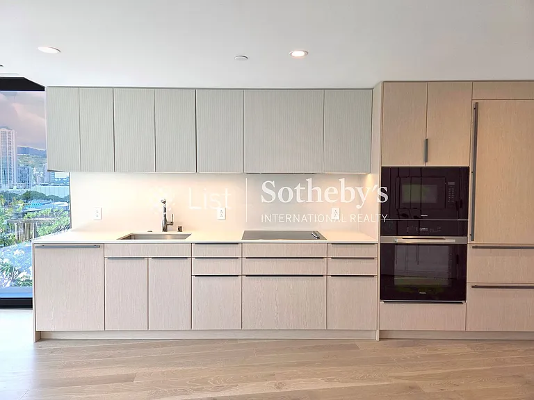333 Ward Ave #915 — Photo 3