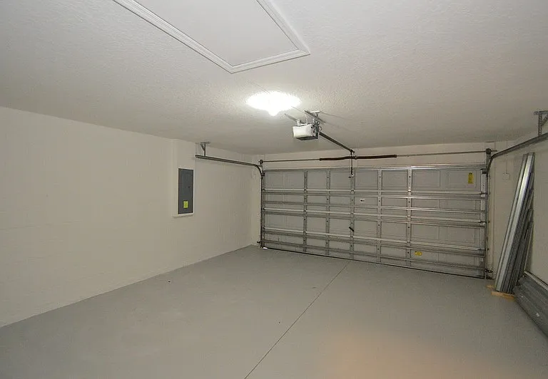 12 Lamar Ln — Photo 25