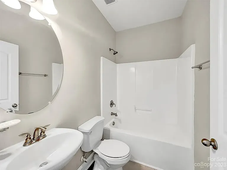 818 Brooke Nicole Pl — Photo 8