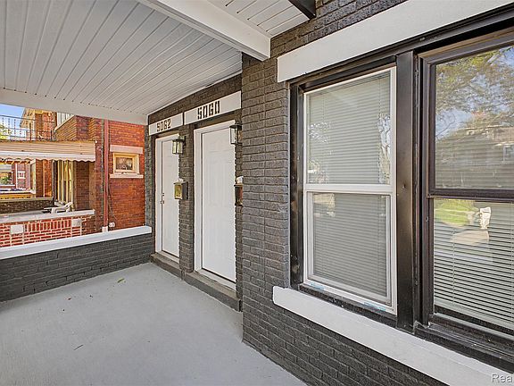 5th image of 5060 S Clarendon St