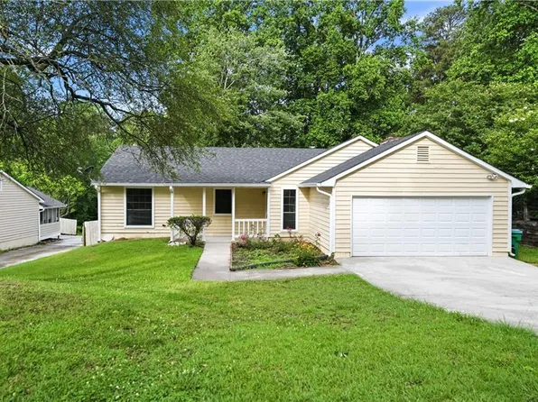 2496 Redfield Dr, Norcross, GA 30071