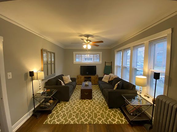 5th image of 312 Washington Blvd APT 1E