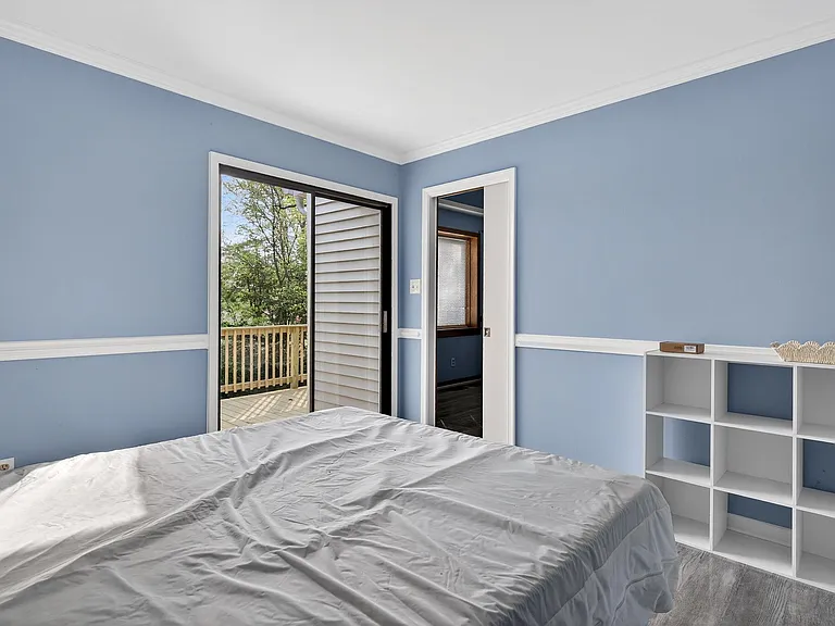 Plenty of natural light and private entry to back deck