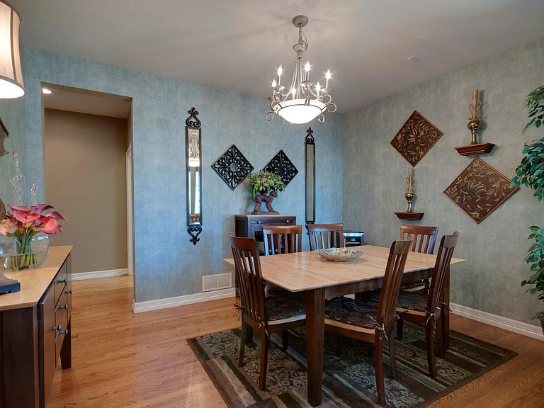 2809 Eagle Dr — Photo 6