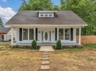 601 S Russell St, Portland, TN 37148