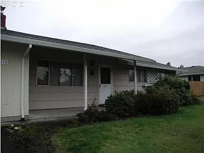 815 SE 168th Ave photo 1