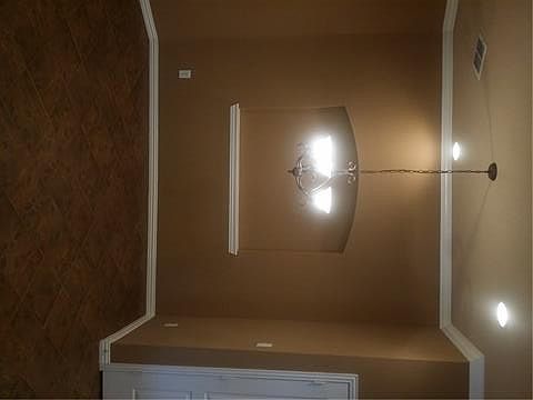 3rd image of 11039 Mansfield Dr