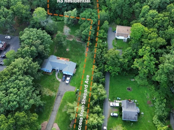 1378 Shepard Avenue, Hamden, CT 06518