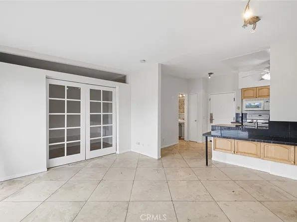 20234 Cantara St Unit 330, Winnetka, CA 91306