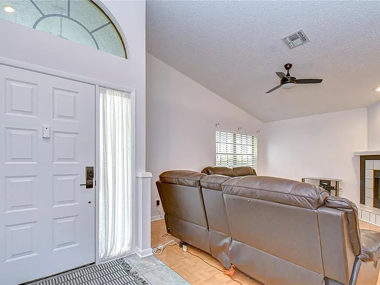 2749 Countryside Blvd #8 — Photo 4