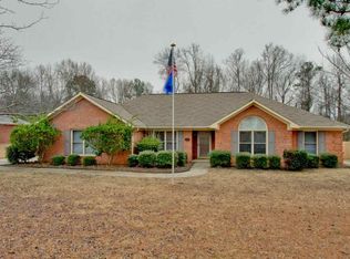 126 Foxridge Dr, Harvest, AL 35749