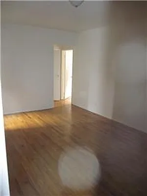 Rented by AJ Clarke | media 35
