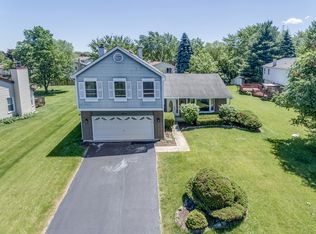 2011 S Valley Rd, Lombard, IL 60148