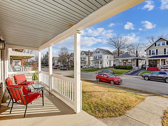2nd image of 2714 Minot Ave #2