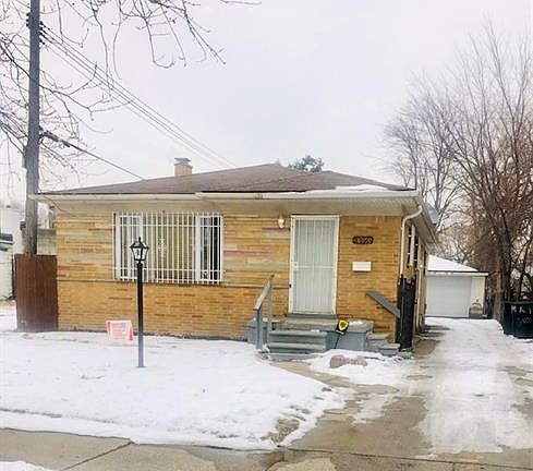 2nd image of 18990 Sussex St