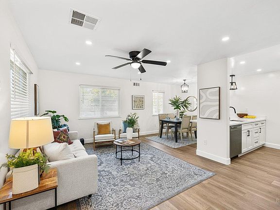 2nd image of 5 Parrott Street