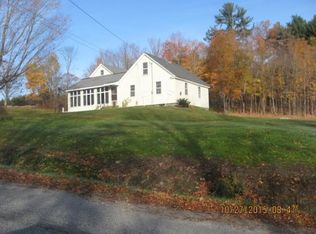 93 Roberts Hill Rd, Claremont, NH 03743