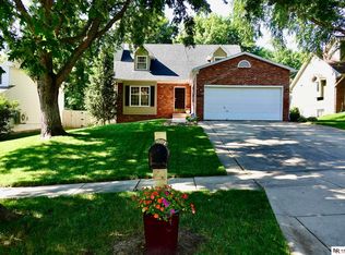 2521 Jacquelyn Dr, Lincoln, NE 68512
