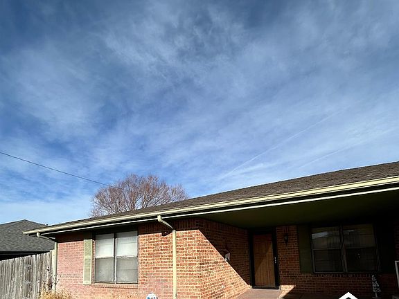 2nd image of 2133 Sierra Dr