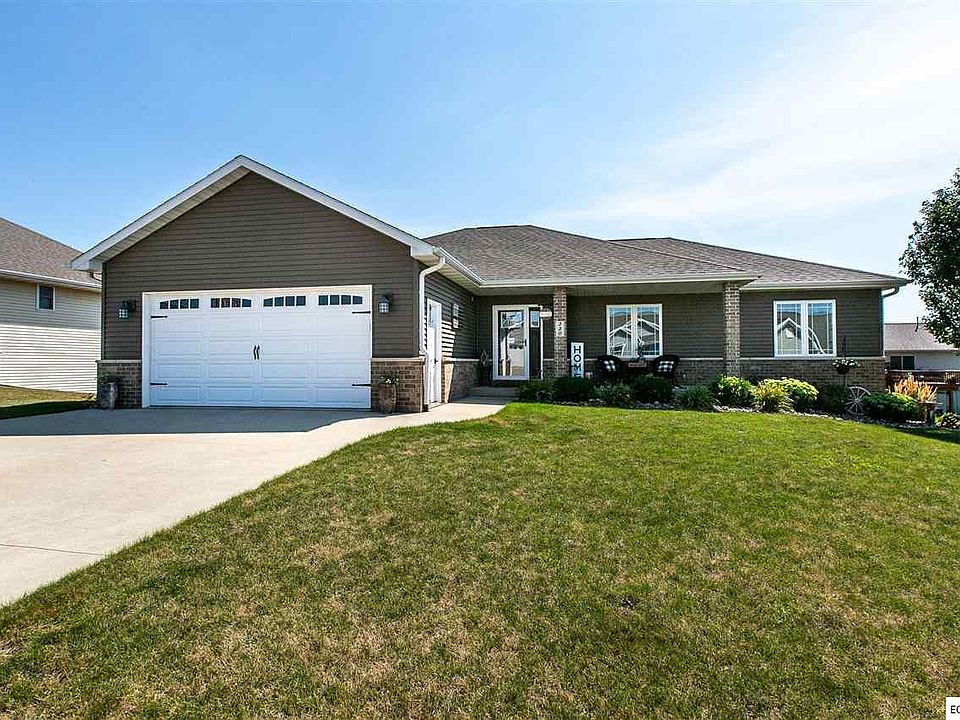 1st image of 230 Bryn Dr