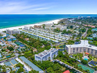 5911 Midnight Pass Rd APT 101, Sarasota, FL, 34242