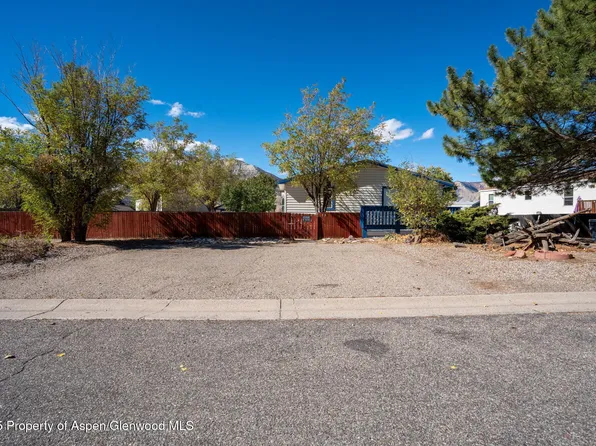 73 Silver Queen Cir, Parachute, CO 81635