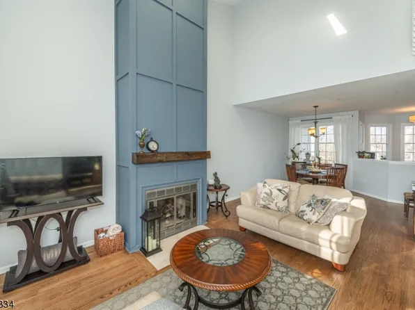 5 Jeremy Ct, Lincoln Park Boro, NJ 07035